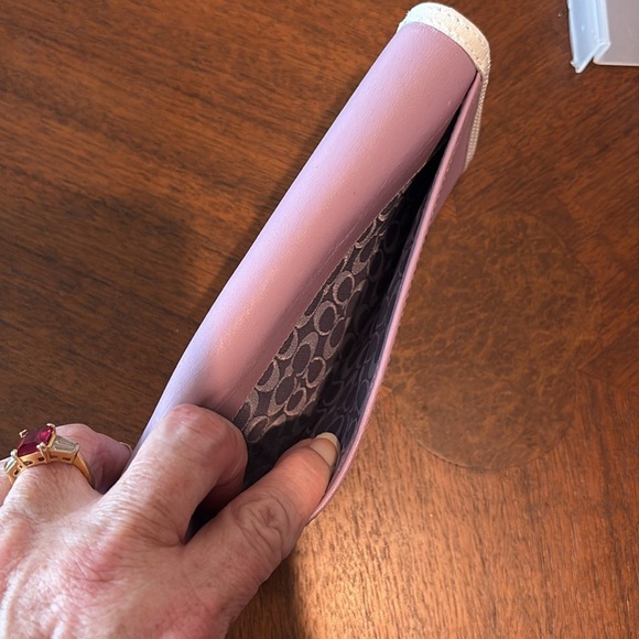 Coach  long wallet  vintage  snap wallet  leather  purple/violet/white leather t - Picture 13 of 17